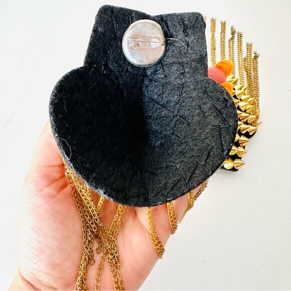 NEW Black Gold Felt Studded Chain Shoulder Pad Brooch Clip Pin Epaulet Jewelry - Picture 7 of 7